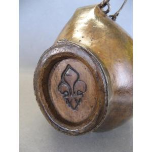 18th-century Cask With Fleur-de-lis Motifs.