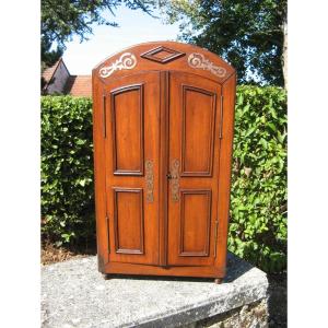Armoire En Miniature Meuble de Poupée du XIXe.