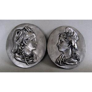 Pair Of Relief Medallions – Alsace And Lorraine, Late 19th Century / C. 1900.
