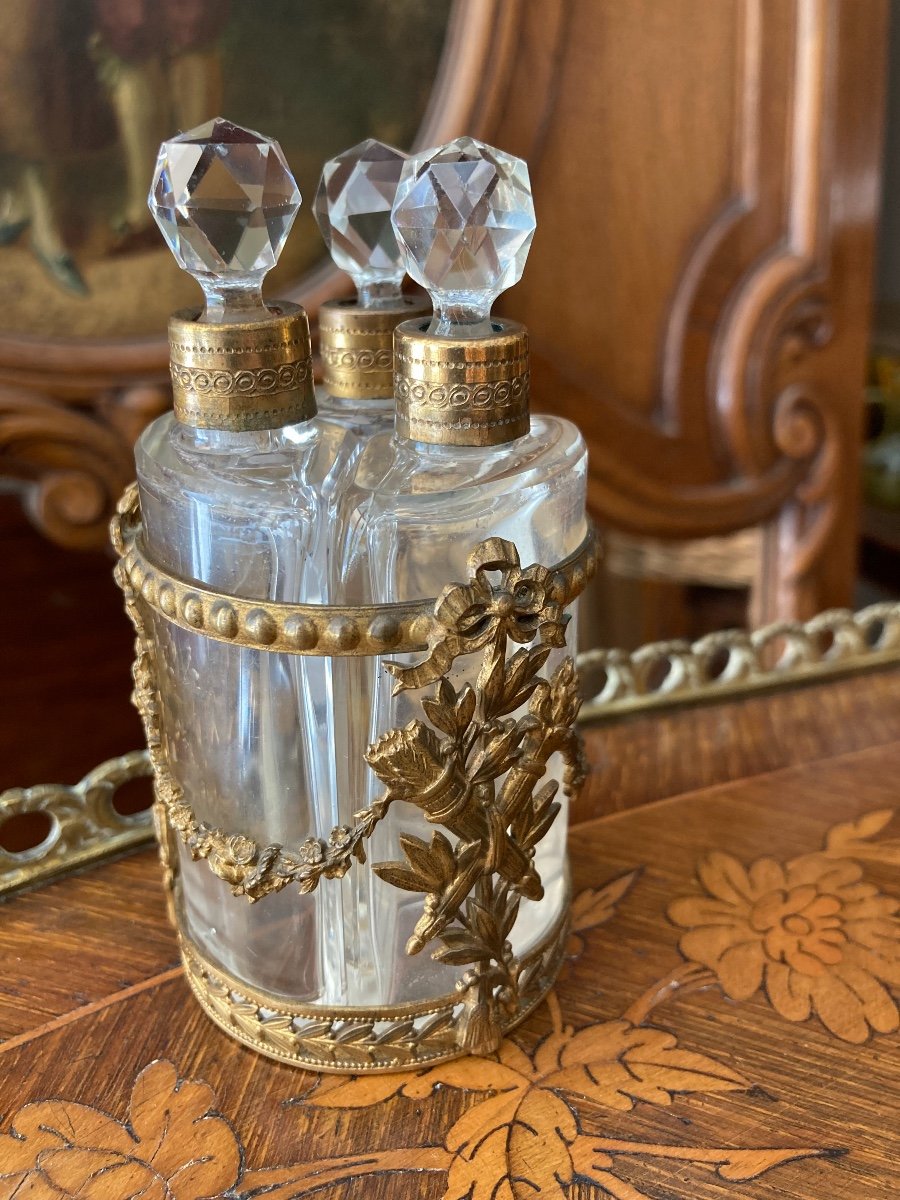 Petit cabaret à parfum-photo-7