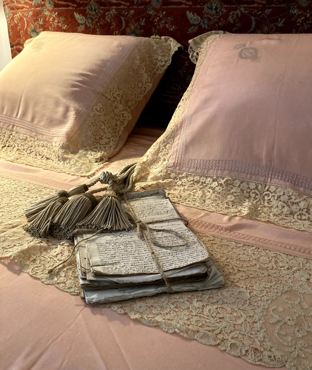 Silk Satin Bed Set-photo-2
