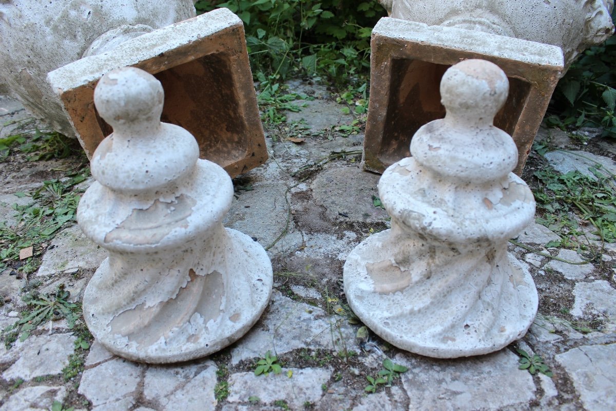 Pair Of Fire Pots-photo-7