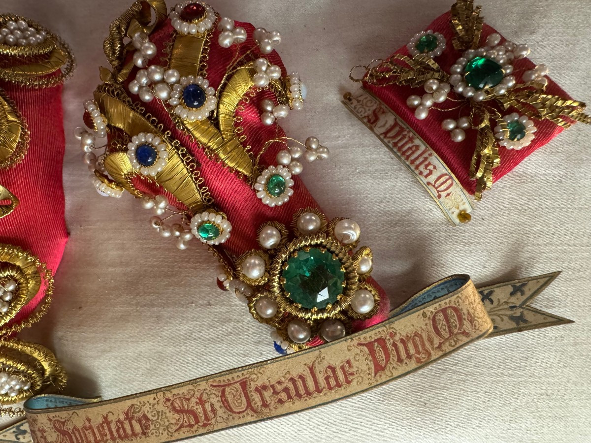 Remarquable Chasse  Reliquaire De La Compagnie Sainte Ursule – XIXe-photo-1
