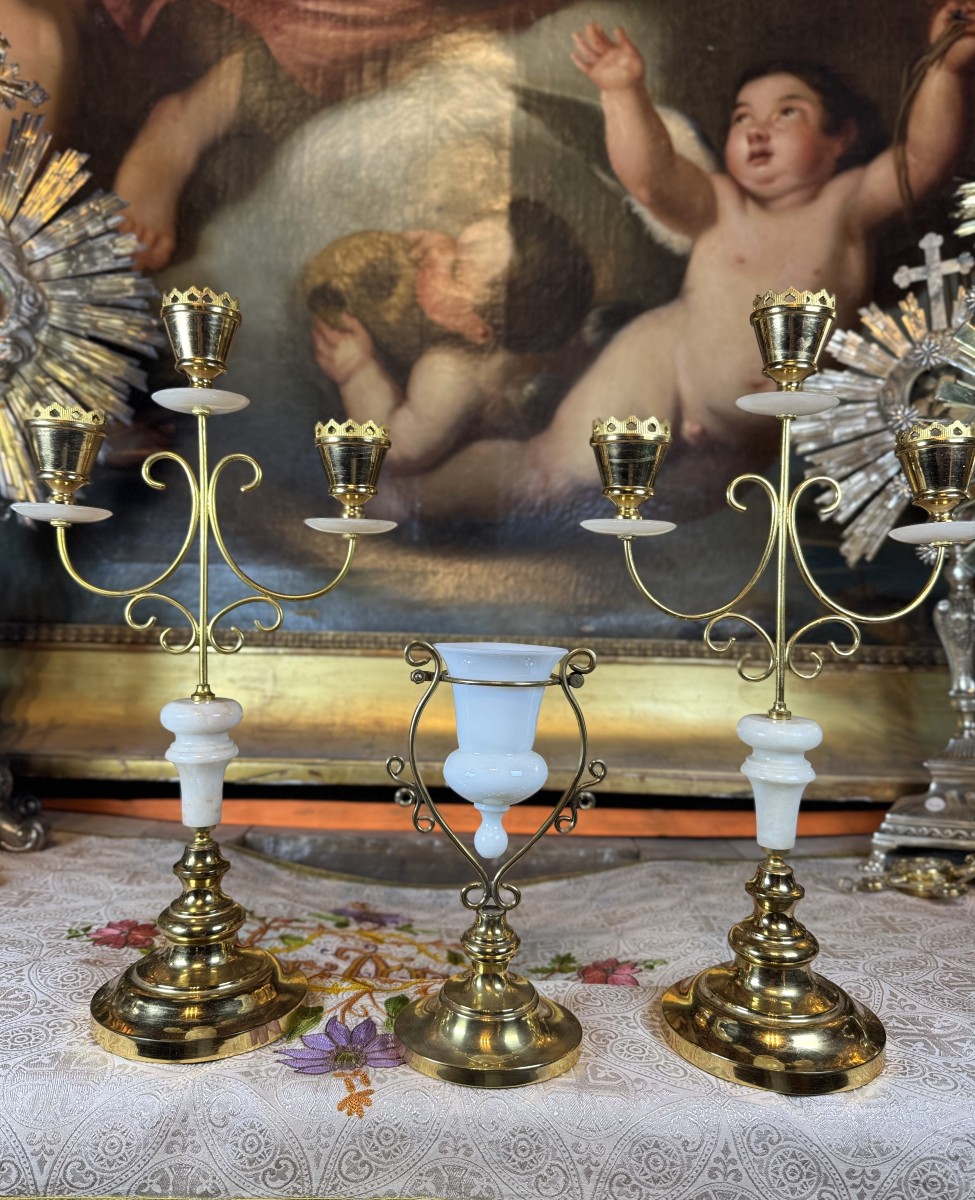 Sanctuary Lamp And Its Two Candelabras - 20th Century 