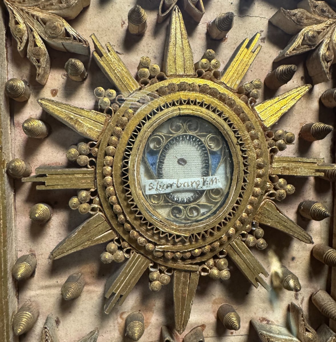Reliquaire paperolles De Sainte Barbe - circa 1800-photo-4