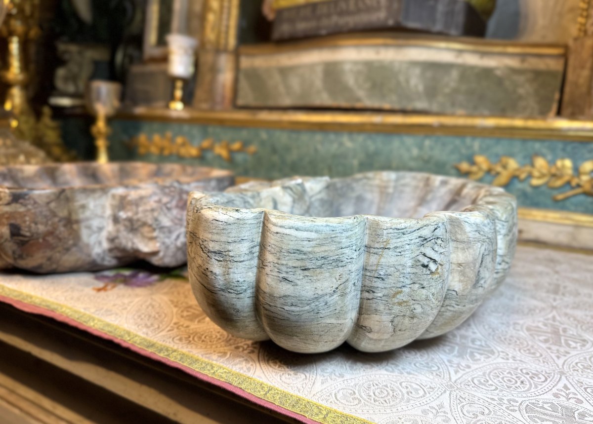 Paire de bénitiers de chapelle – XVIIIe -photo-1