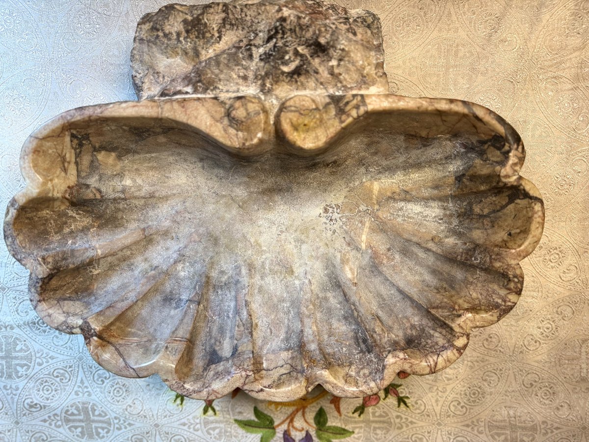 Paire de bénitiers de chapelle – XVIIIe -photo-4