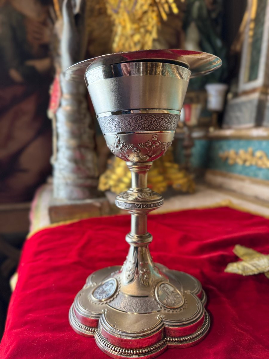 Calice aux trois médaillons et sa patène - XIXe -photo-2