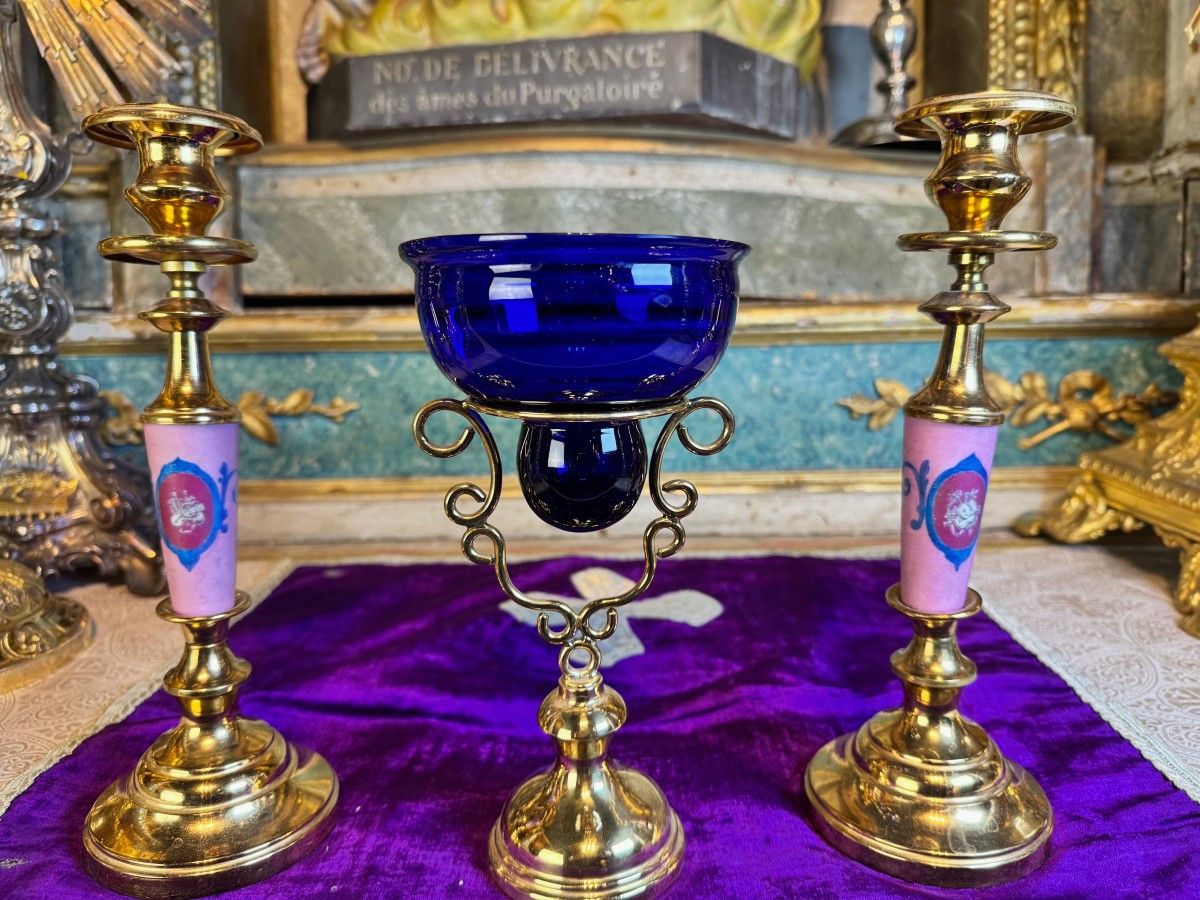 Lampe de sanctuaire et deux chandeliers - XIXe