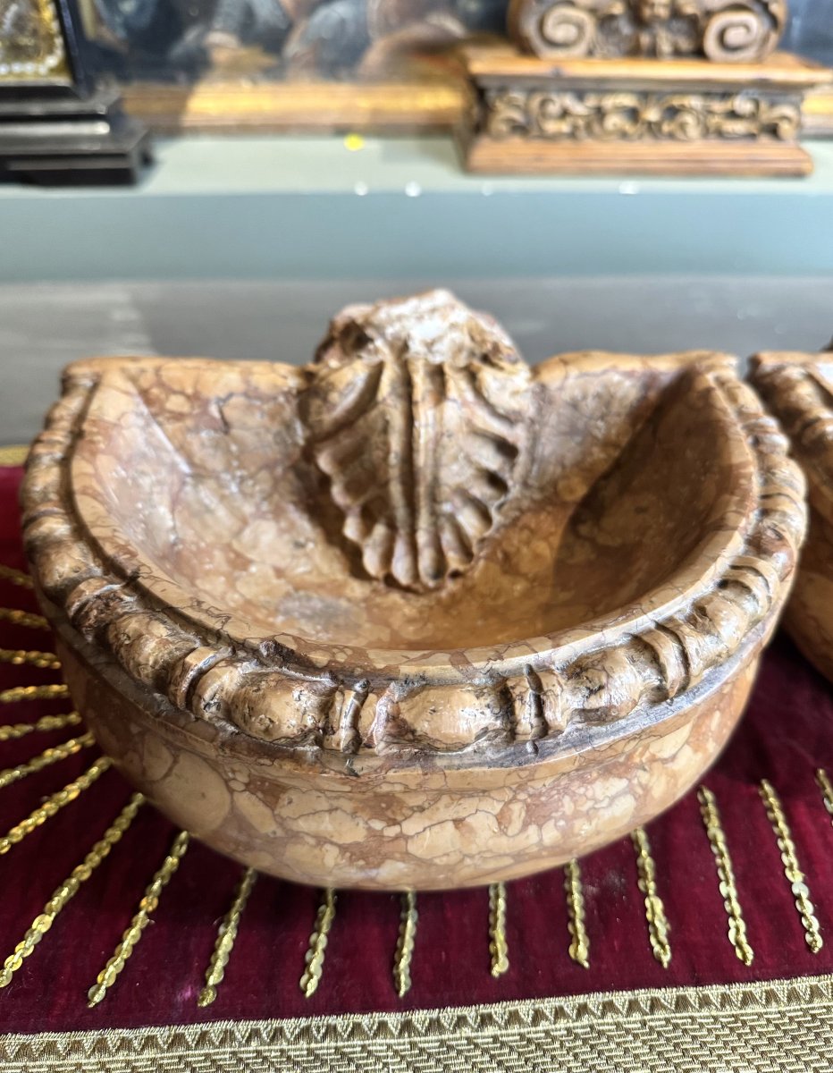 Pair Of Italian Marble Holy Water Fonts - 18th Century -photo-1