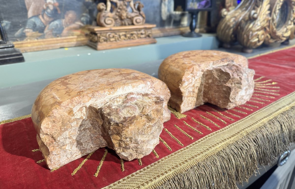 Pair Of Italian Marble Holy Water Fonts - 18th Century -photo-3