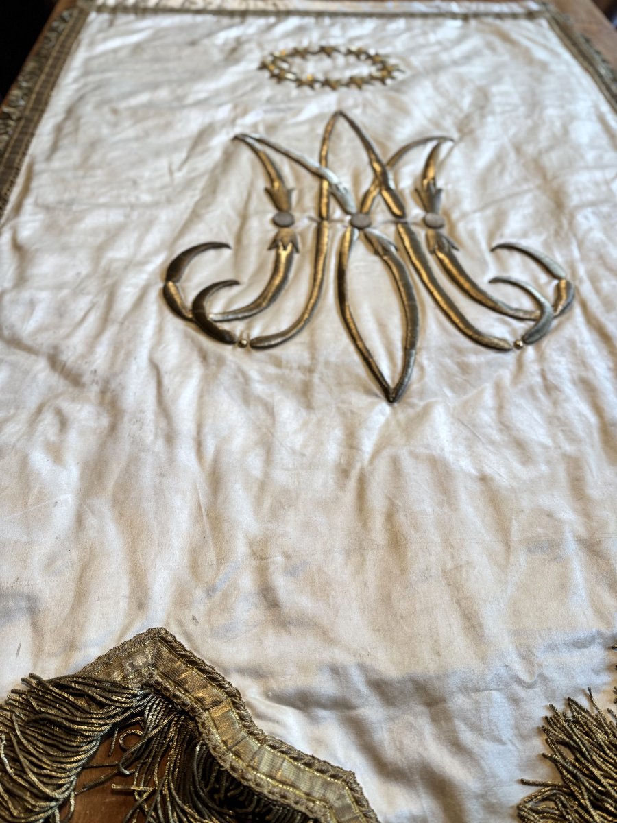 Large Marian Processional Banner – 19th Century -photo-4