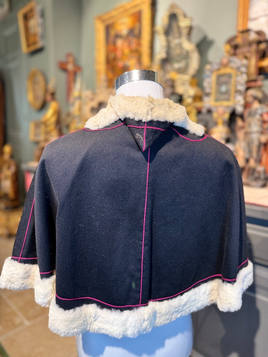 Mozette Or Camail And Canon's Biretta - Early 20th Century-photo-1