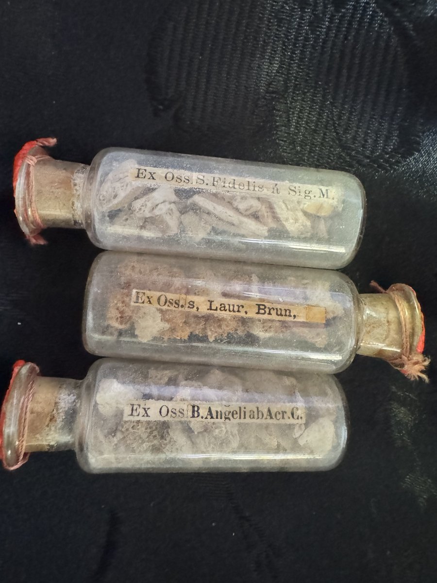 Set Of Capuchin Reliquary Tubes - 19th Century-photo-3