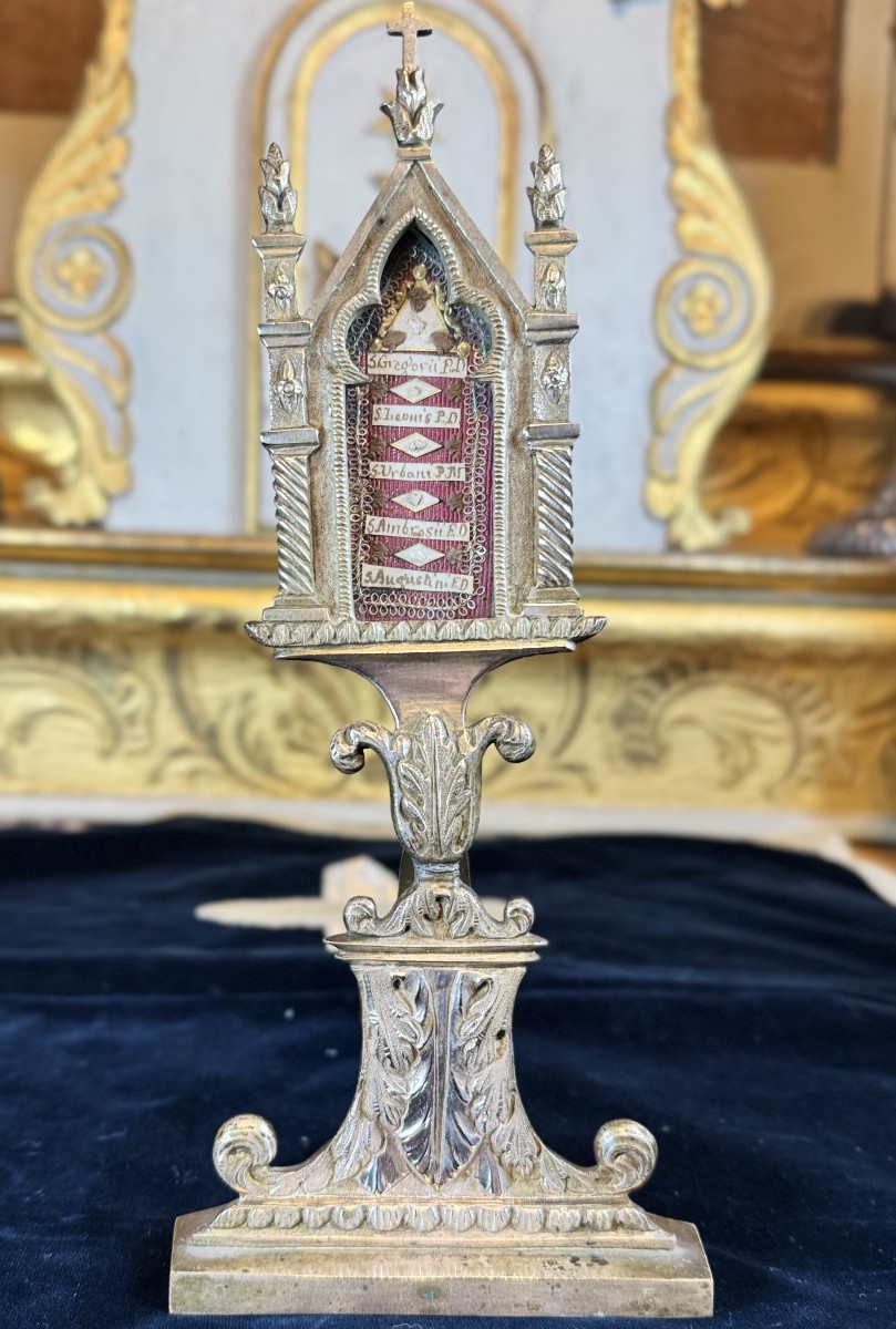 Baiser de Paix aux cinq reliques de papes et évêques- XIXe