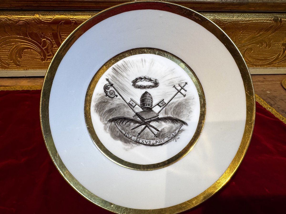 Commemorative Plate Of Pius VI - 18th Century