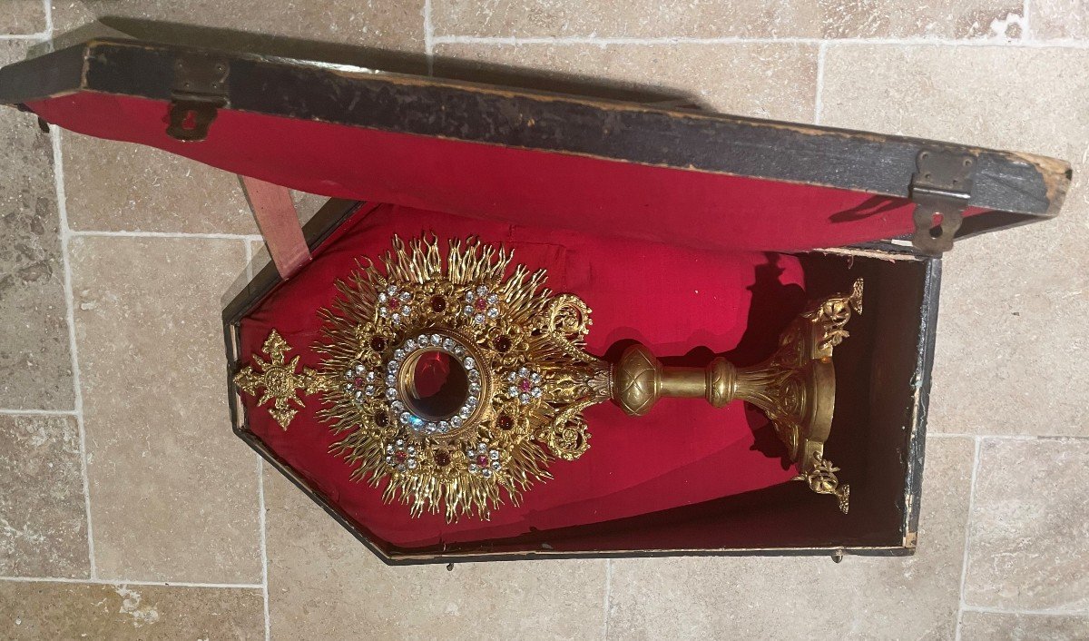 Rich Monstrance In Golden Brass From The Nineteenth-photo-1