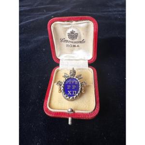 Badge Of Holiness For Secret Chamberlains - 20th Century
