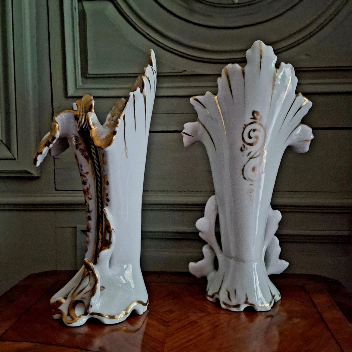 Pair Of Large Wedding Vases In 19th Century Paris Porcelain.-photo-3