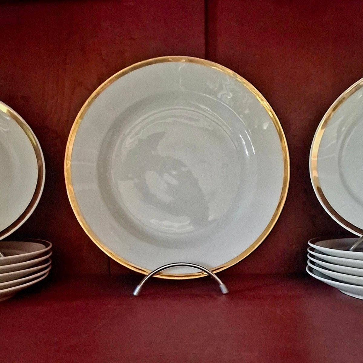 Suite de 22 assiettes à dessert, 1 plat, une jatte -  Époque Empire /Restauration-photo-2