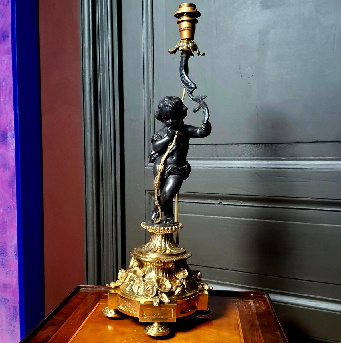 Lampe cupidon en bronze avec abat-jour-photo-4