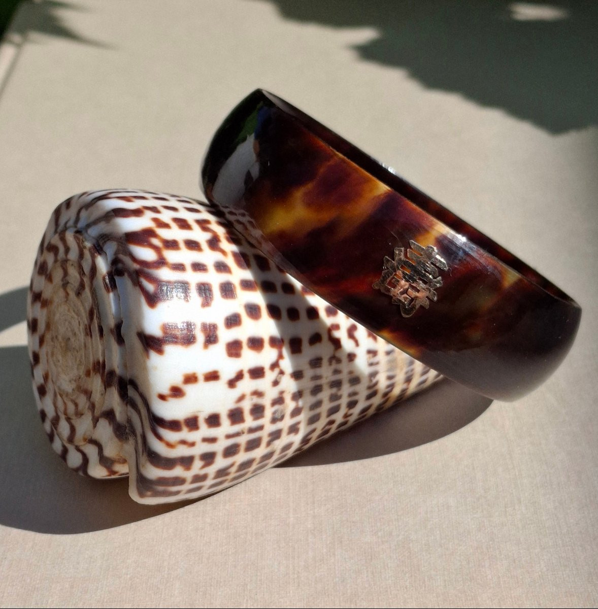 Large Antique Tortoiseshell Bangle Bracelet-photo-3