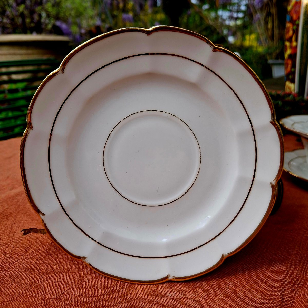 Twelve Châtres Sur Cher Porcelain Tea Or Coffee Cups-photo-4