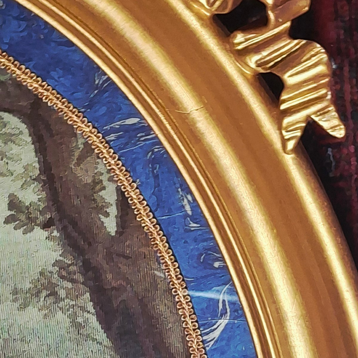 Paire de tapisserie d'Aubusson  XVIIIème dans une paire de cadre ovale de style Louis XVI-photo-3