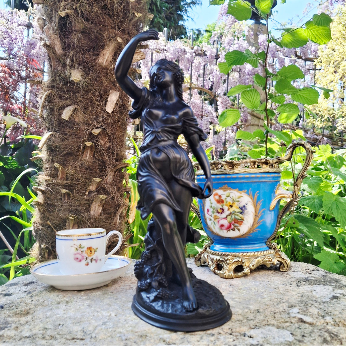 Alfred Moret Bronze ''danseuse Aux Grappes De Raisins'' (dancer With Bunches Of Grapes)