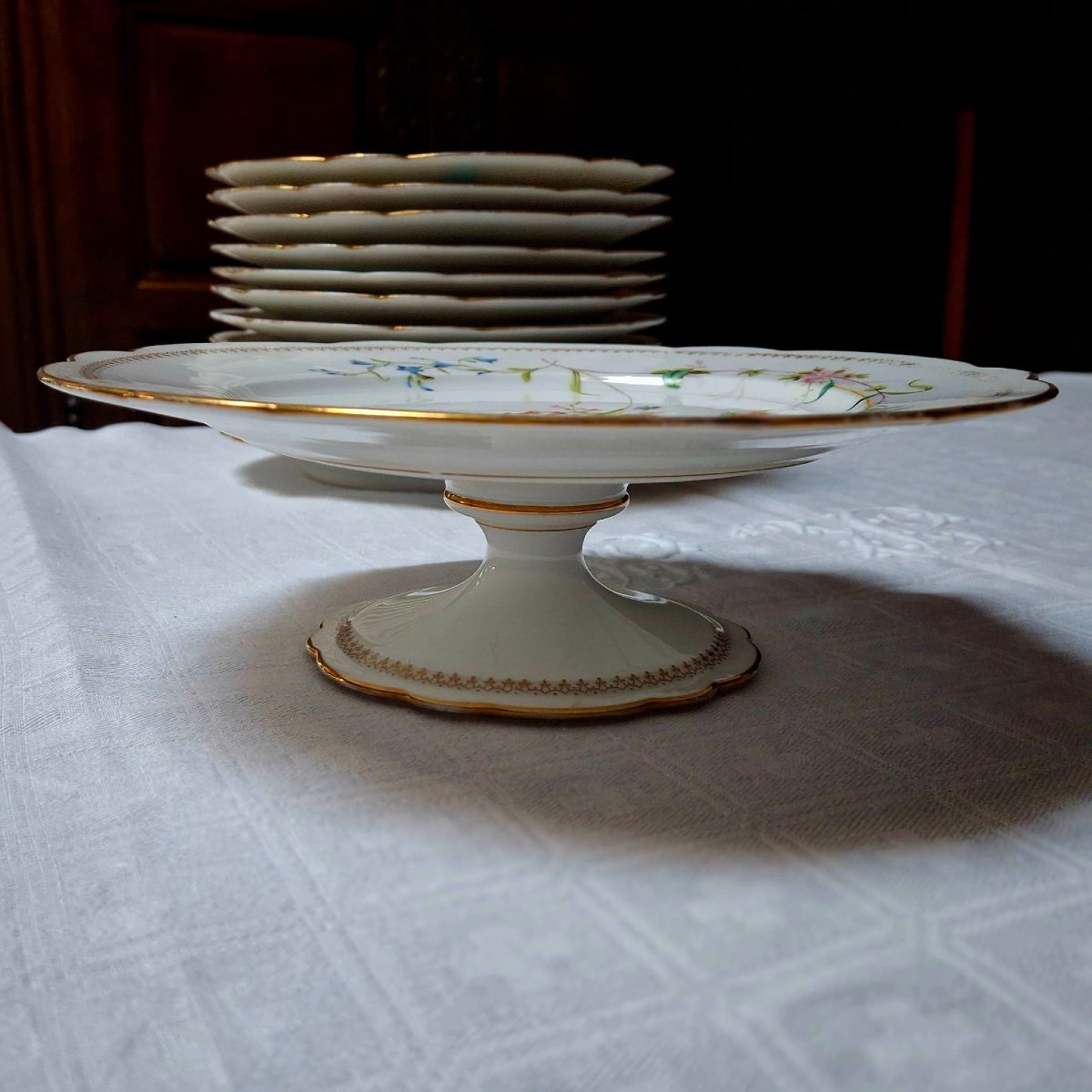 Ernie Brand Porcelain Dessert Set-photo-2
