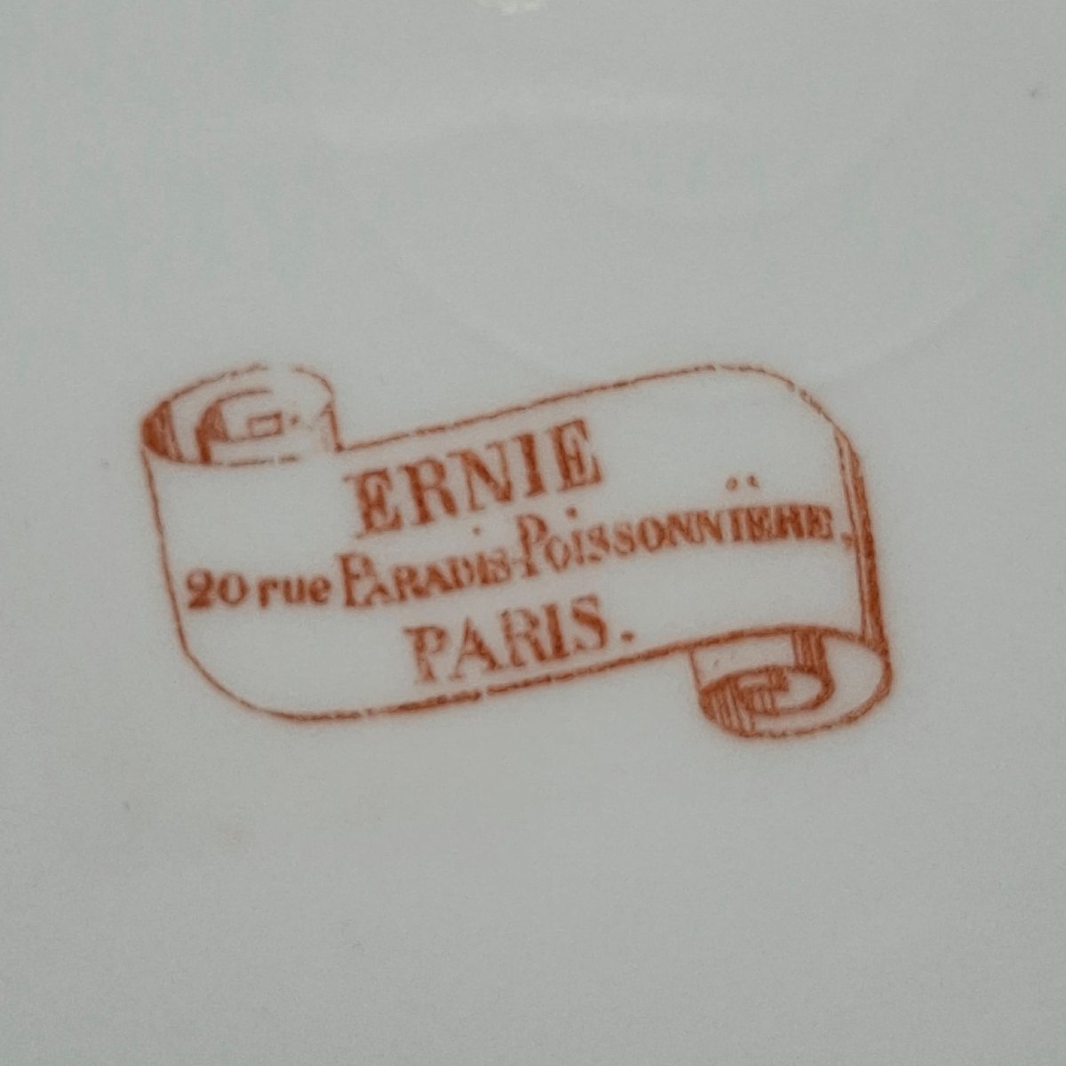 Ernie Brand Porcelain Dessert Set-photo-4
