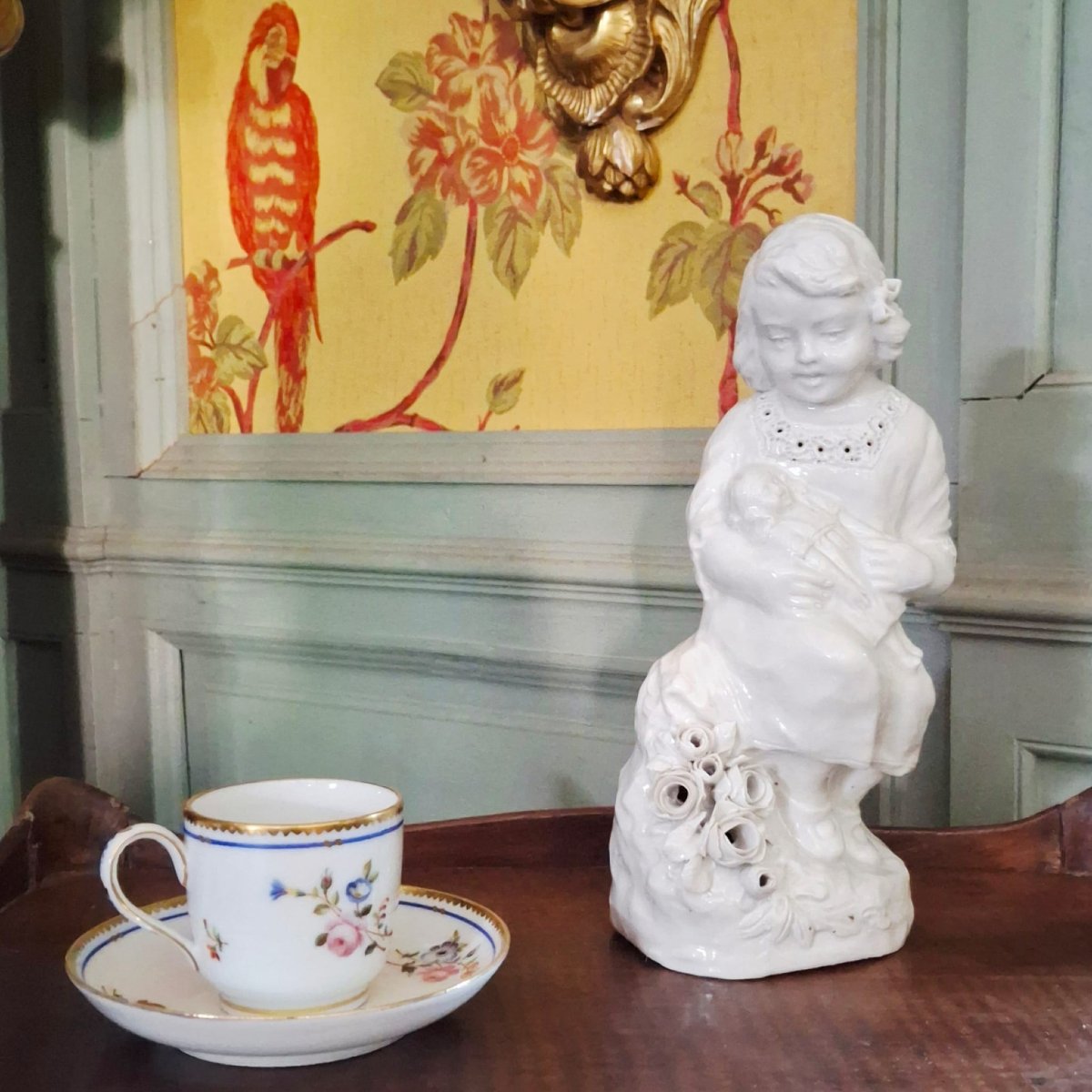 Lampe veilleuse en fine porcelaine blanche  Umberto Onesto   manufacture Capodimonte à Naples.-photo-2