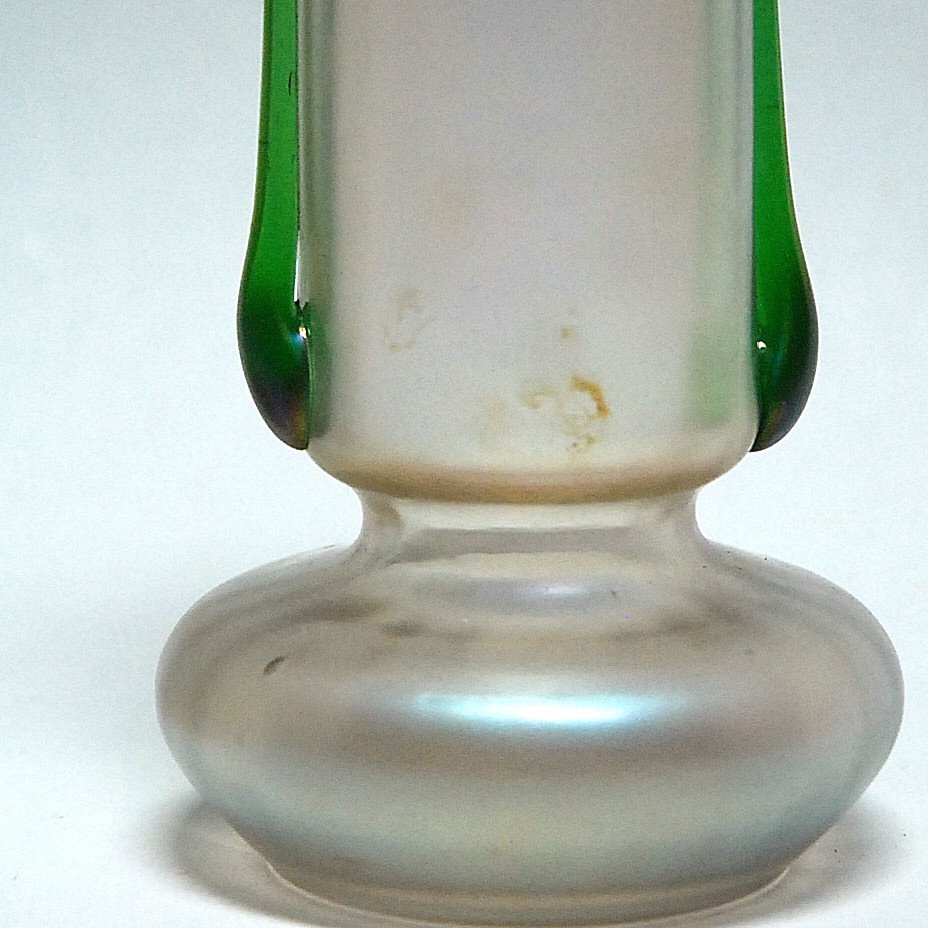Paire de vases en verre irisé - Art Nouveau - Loetz Witwe ( Lötz ).-photo-3