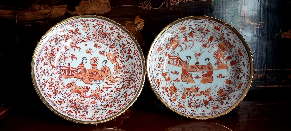 Paire d’Assiettes en Porcelaine "Rouge de Fer", Chine, Époque Kangxi (1662–1722)