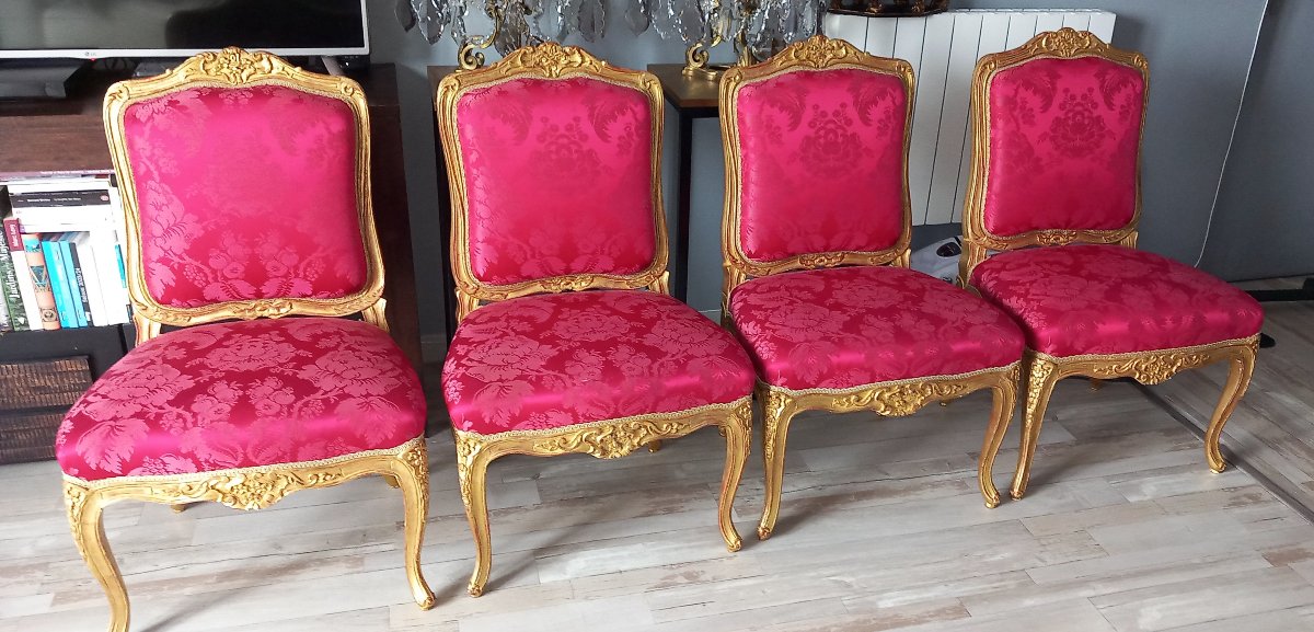 Suite de quatre chaises en bois sculpté et doré Louis XV-photo-3