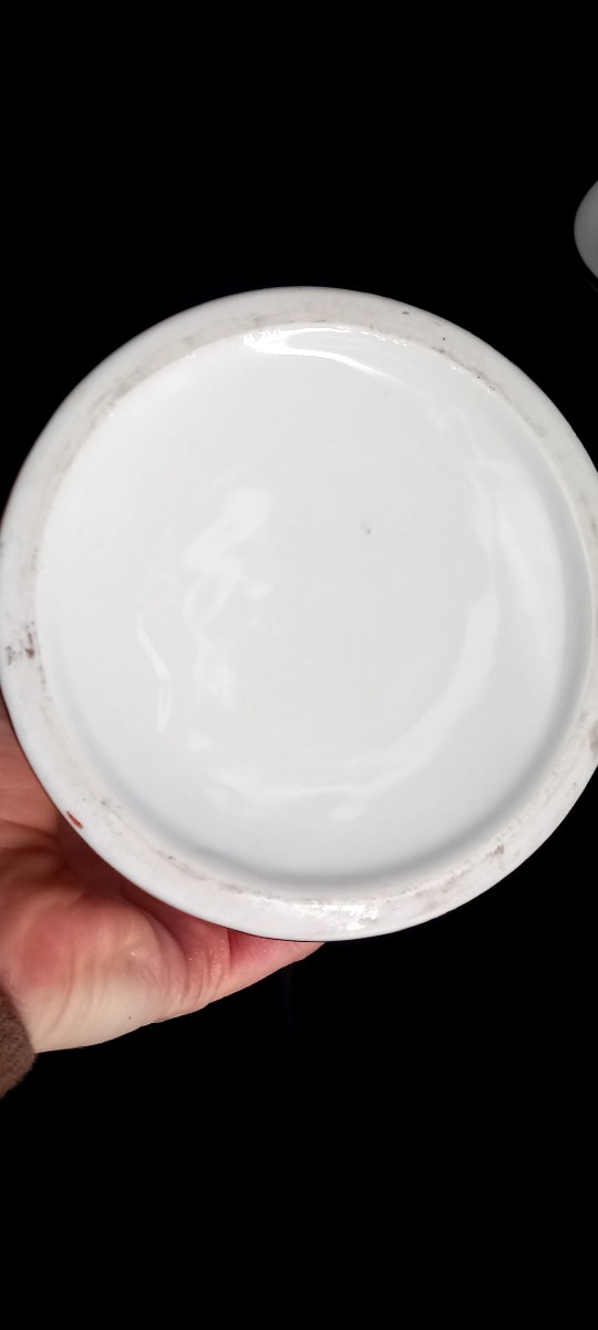 Paire de Vases Cornet en Porcelaine – Décor aux Chinoiseries – Style XVIIIe -photo-3