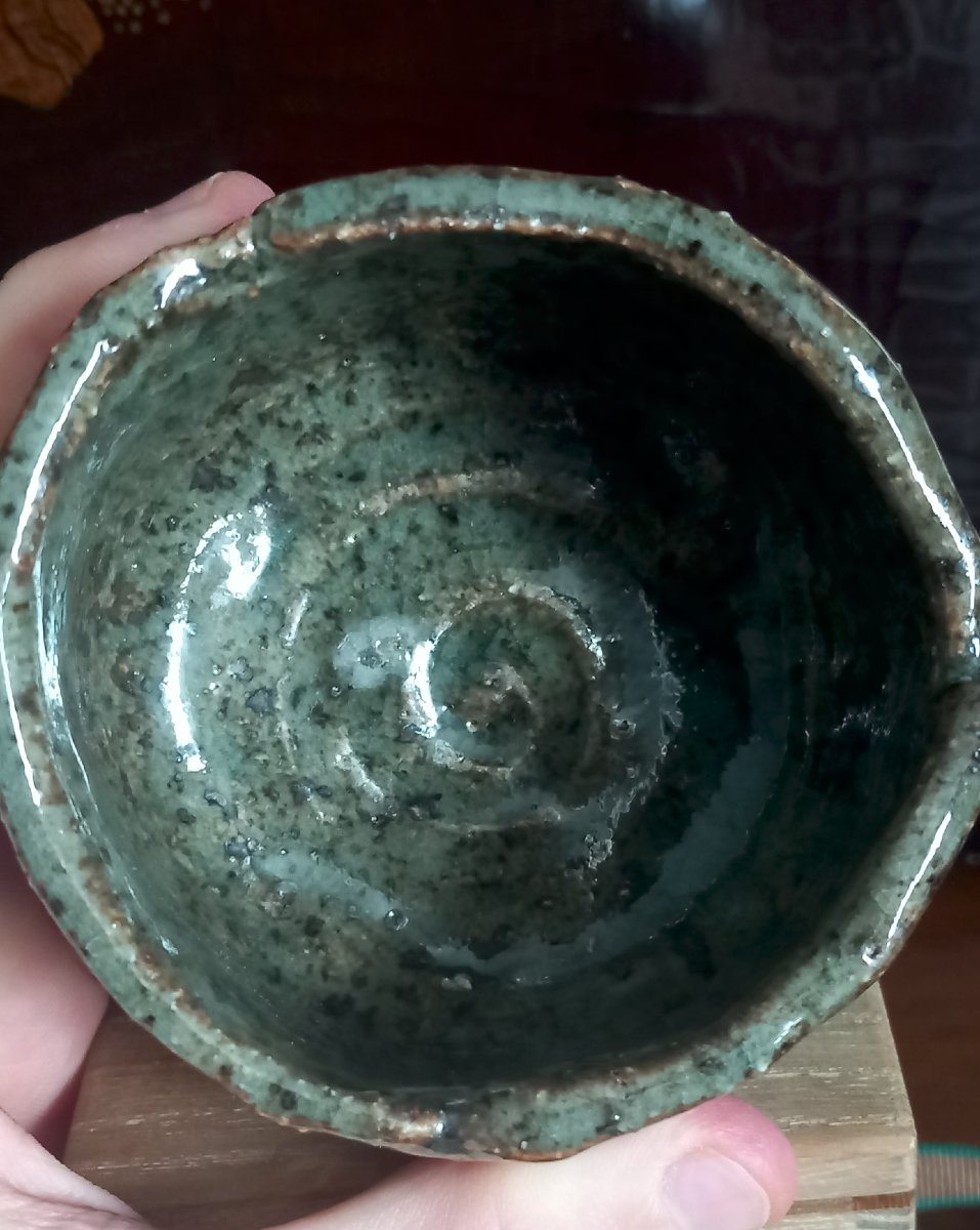 Bol de cérémonie du thé (Chawan) en grès d'Oribe — Japon, XXe siècle-photo-3