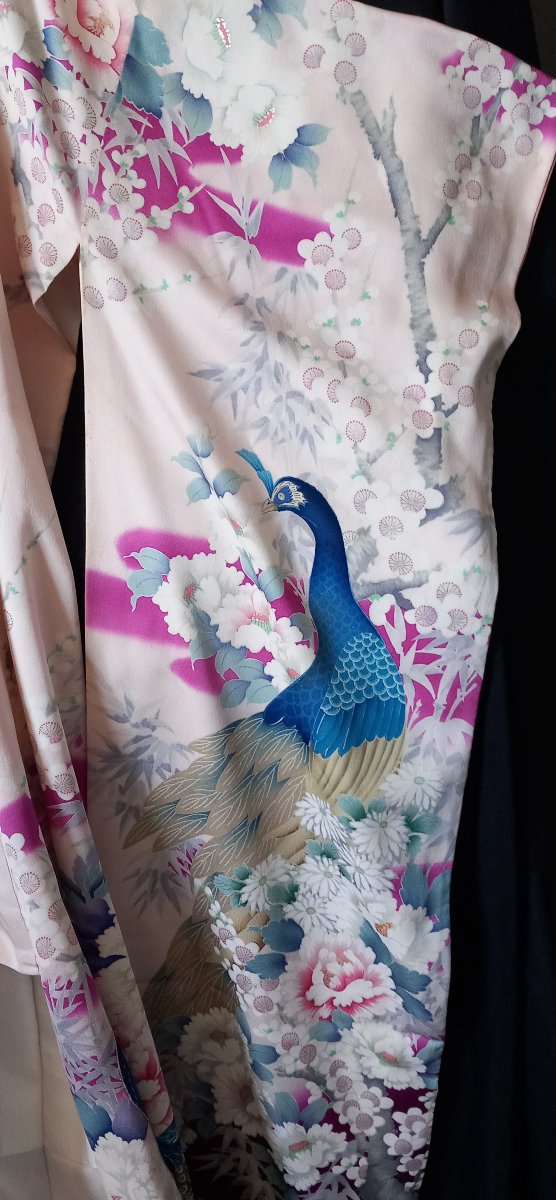 Large Silk Kimono (furisode), Peacock And Peony Motif – Japan, 20th Century-photo-3