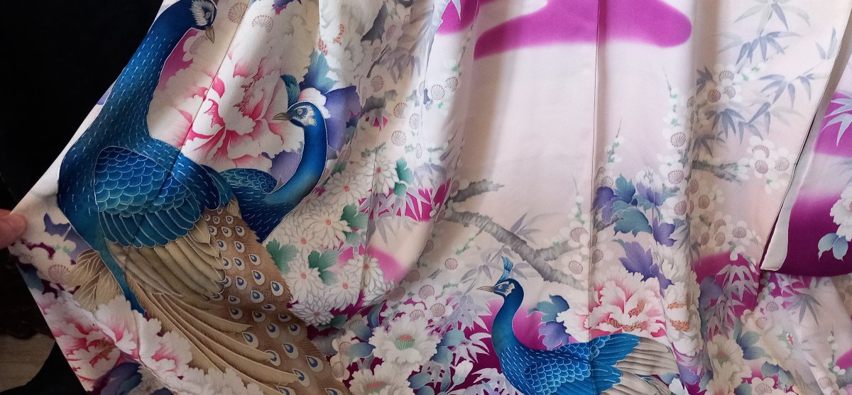 Large Silk Kimono (furisode), Peacock And Peony Motif – Japan, 20th Century-photo-4