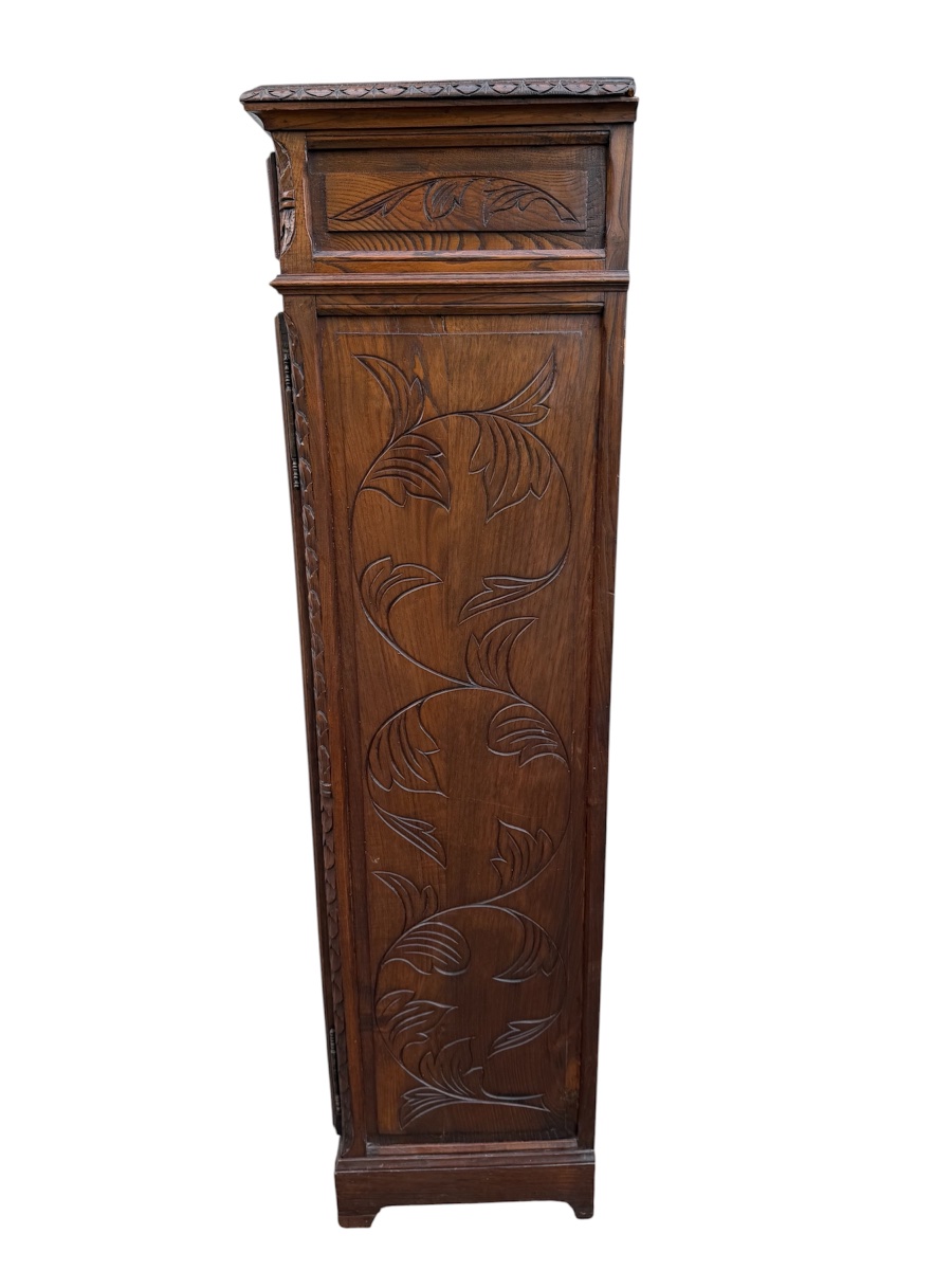 Neo-gothic Breton Bonnetiere Cupboard - Solid Oak - 19th Century-photo-2
