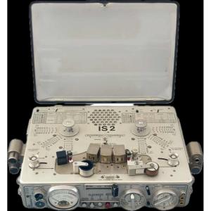 Magnétophone Professionnel NAGRA IS-LT – Pièce de Collection Opérationnelle Suisse 