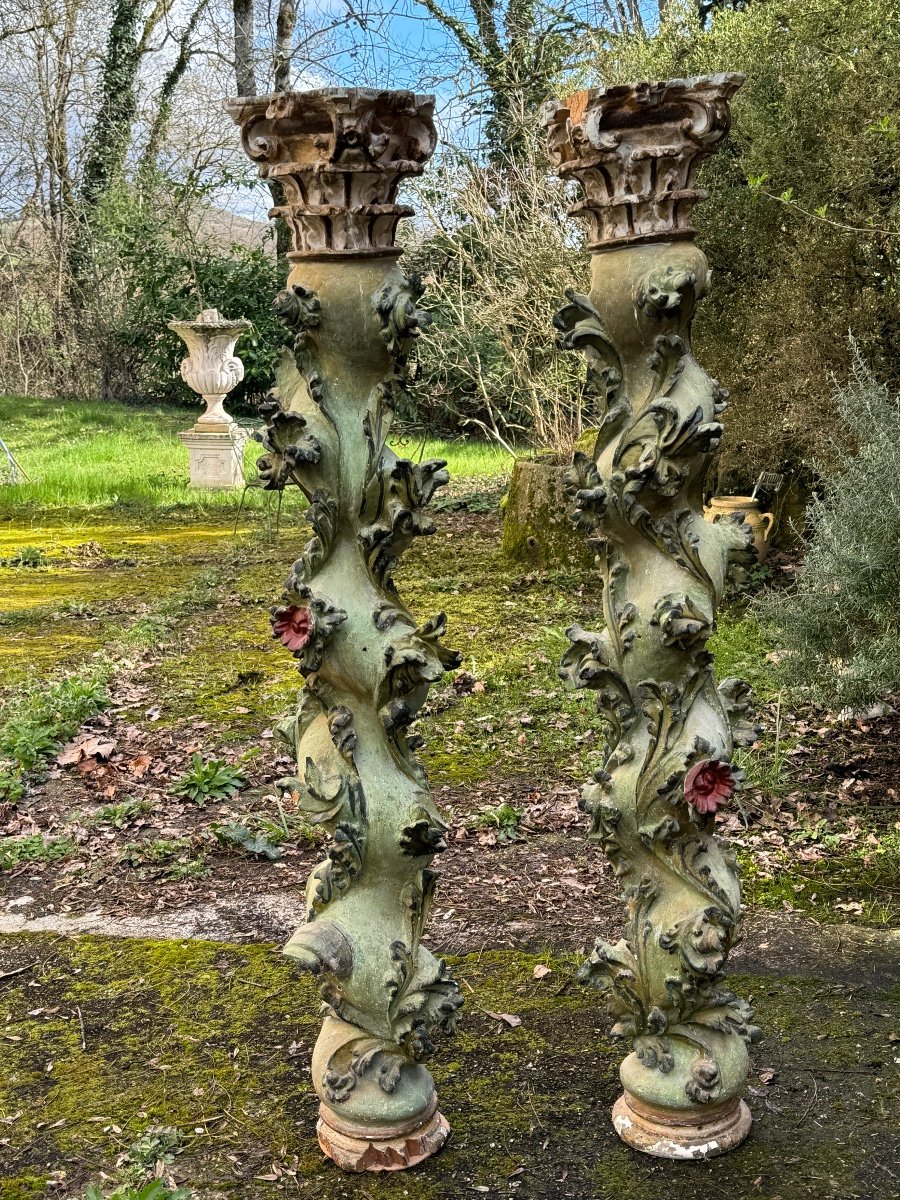 Paire De Colonnes Salomoniques En Bois , 18 Eme Siècle 