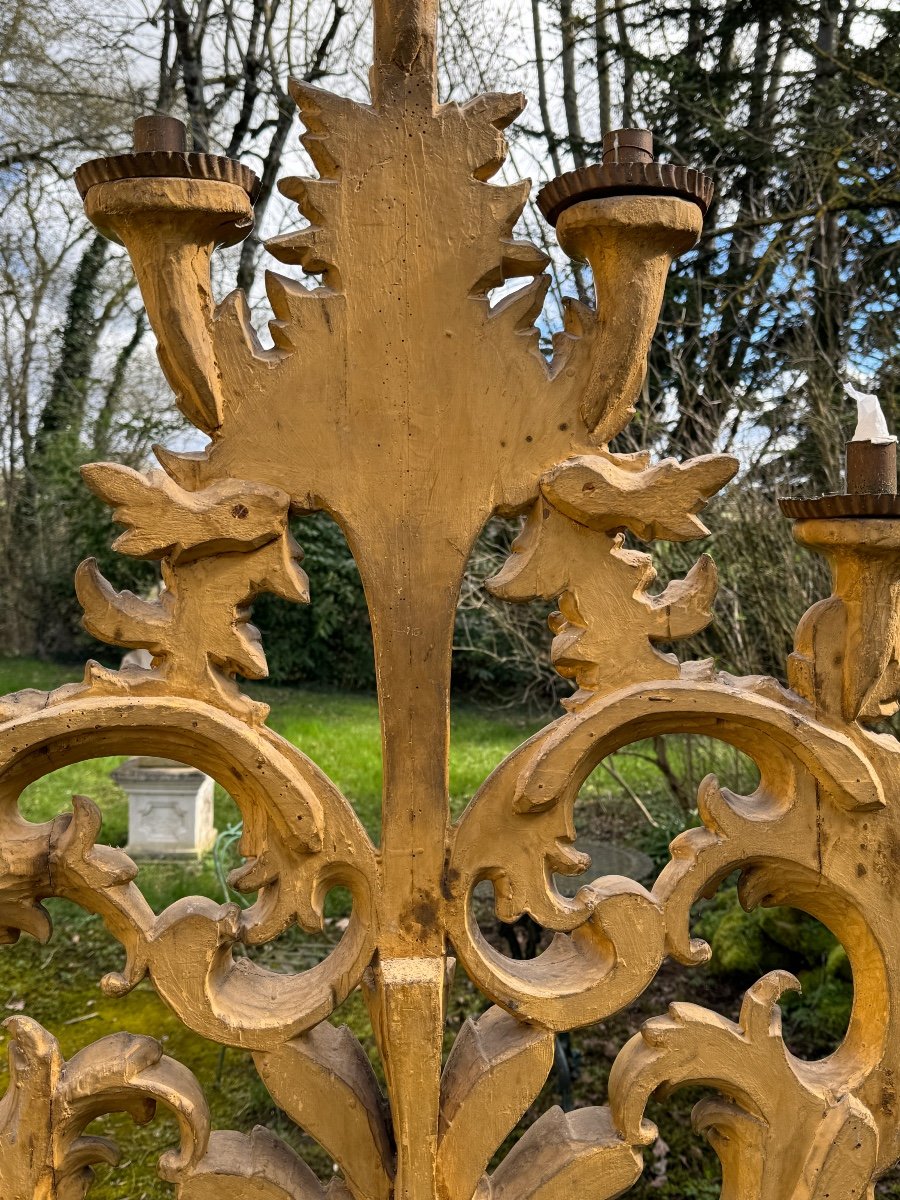 Important Candélabre En Bois Sculpté Et Doré  à Cinq Feux En-photo-5
