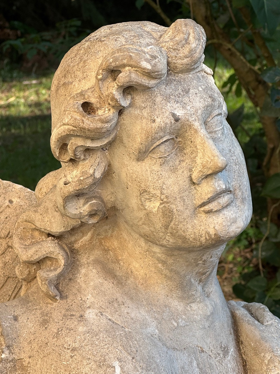 Kneeling Limestone Angel, France, 17th Century-photo-2