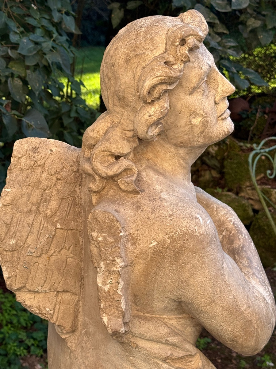 Kneeling Limestone Angel, France, 17th Century-photo-3