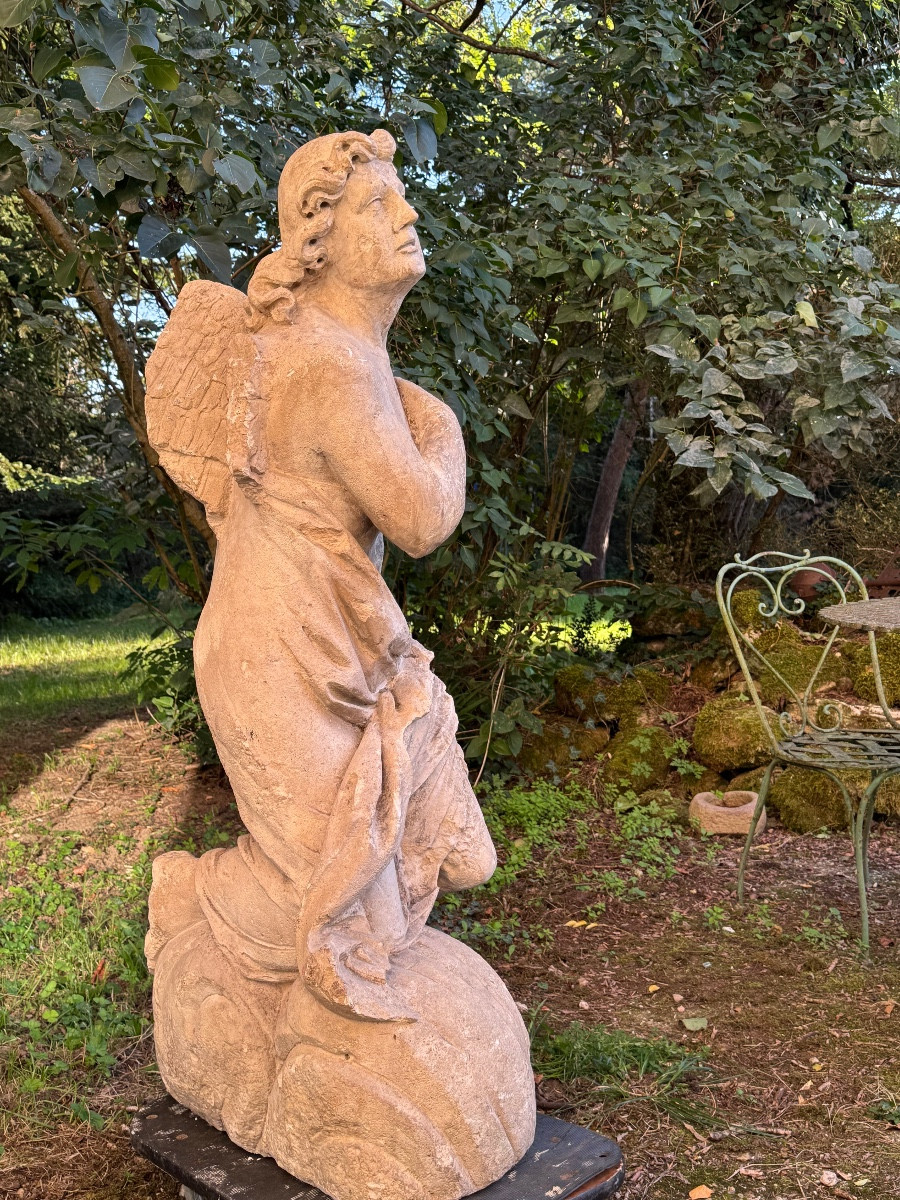 Kneeling Limestone Angel, France, 17th Century