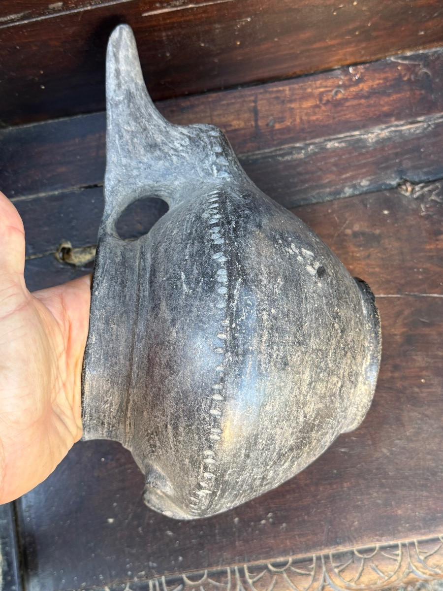 Grey Terracotta Libatory Vase-photo-4