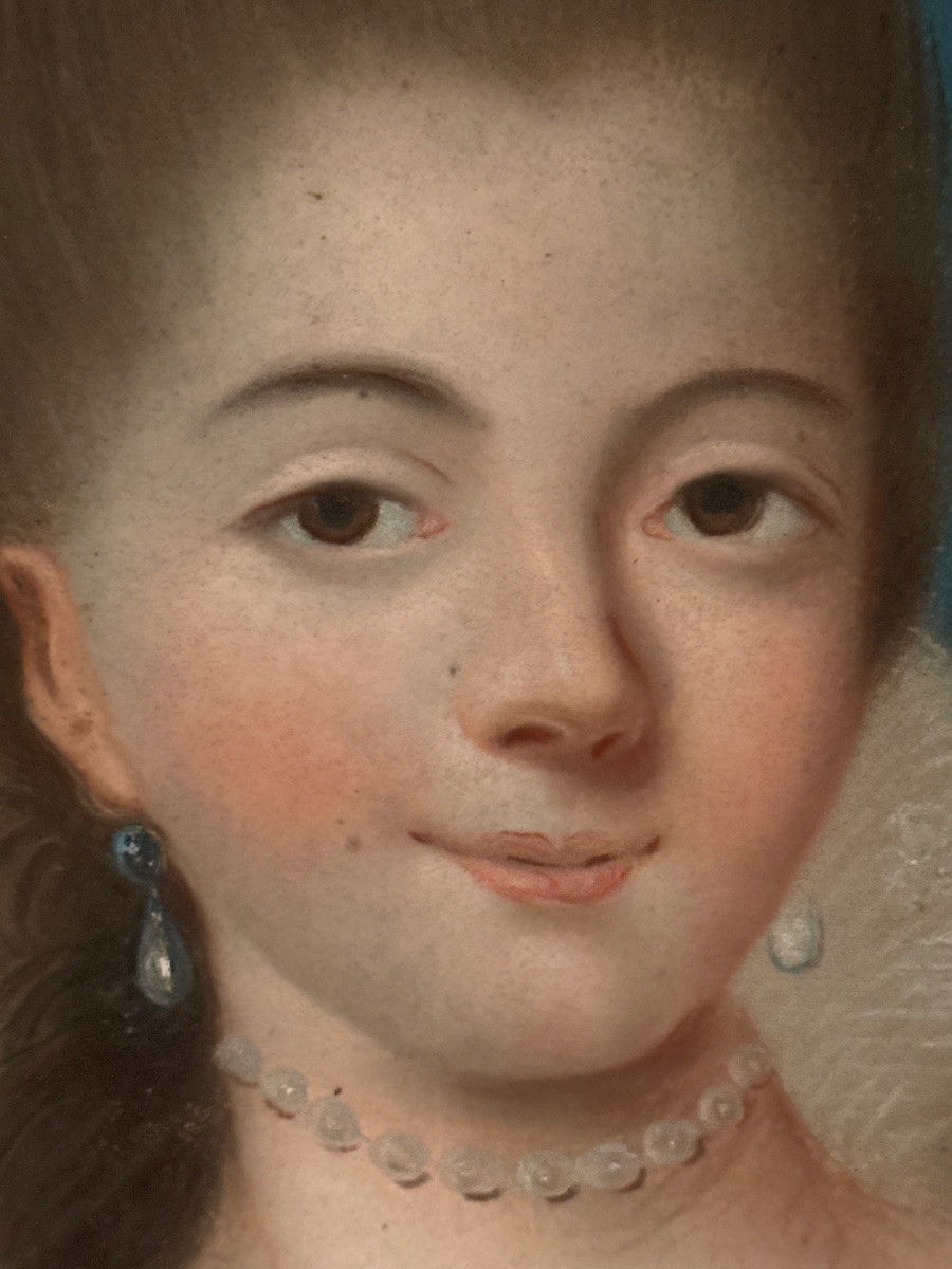 Portrait Of A Young Aristocratic Woman -photo-3