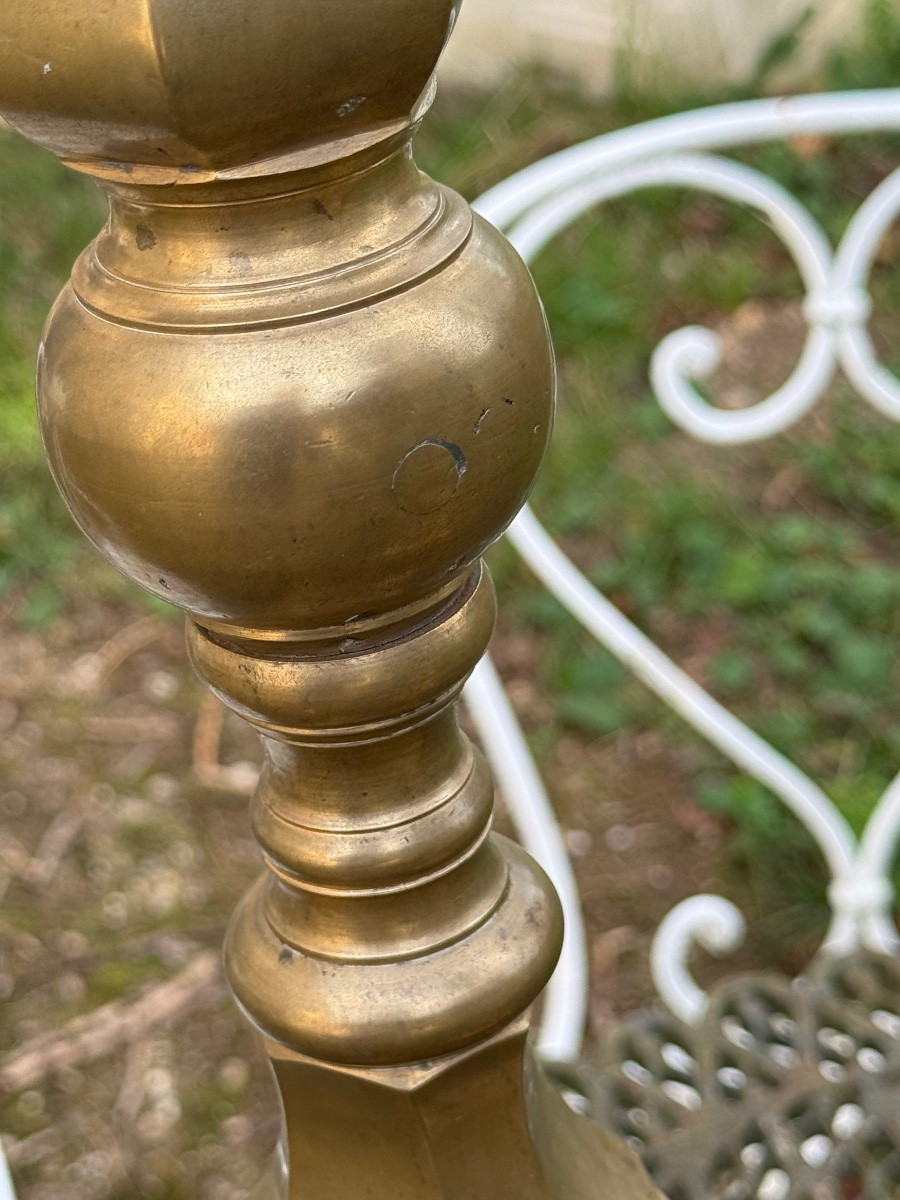 Pair Of 17th-century Bronze Candlesticks-photo-2
