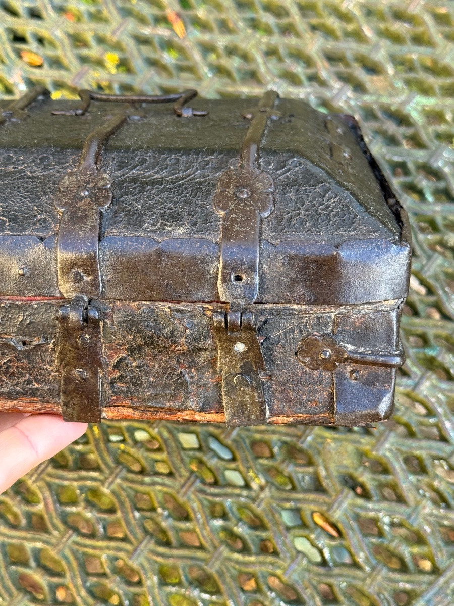 Coffret ou étui à missel, fin XVe siècle – début XVIe siècle.-photo-5